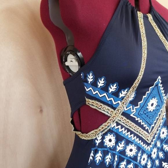 cut out waist maxi dress - Picture 6 of 8